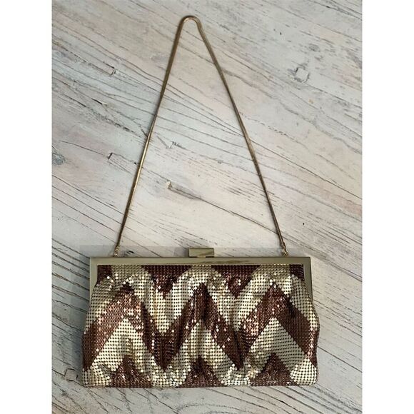 Vintage Whiting & Davis Gold Mesh Chevron Clutch Bag Evening Small Rectangle - Picture 7 of 13
